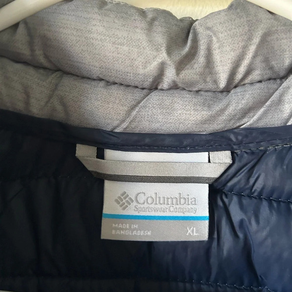 Columbia Men’s Powder Pass  Insulated Vest - Picture 4 of 4
